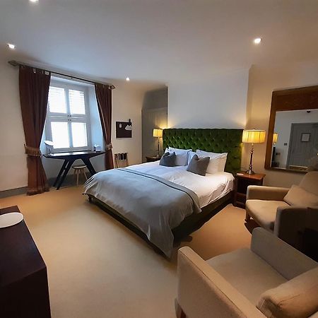 Browns Hotel Дартмаут Экстерьер фото