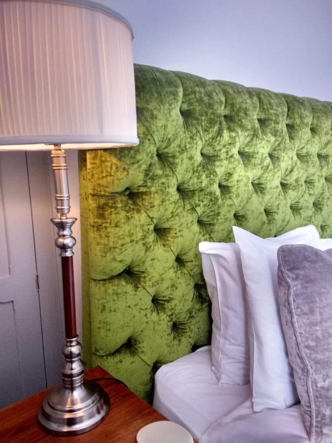 Browns Hotel Дартмаут Экстерьер фото