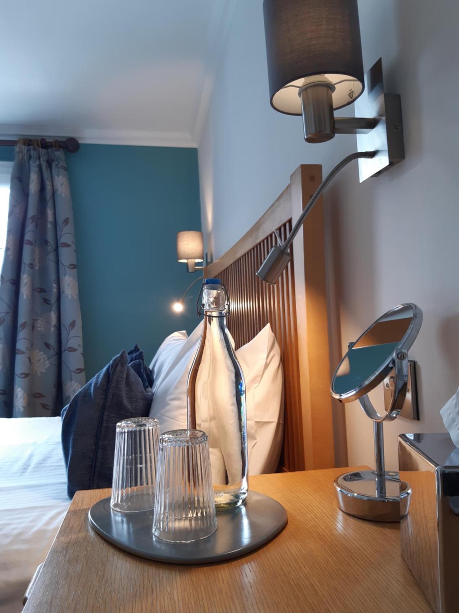 Browns Hotel Дартмаут Экстерьер фото
